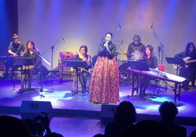 ƼºêÀ̵¥Àϸ® Æ÷Åä