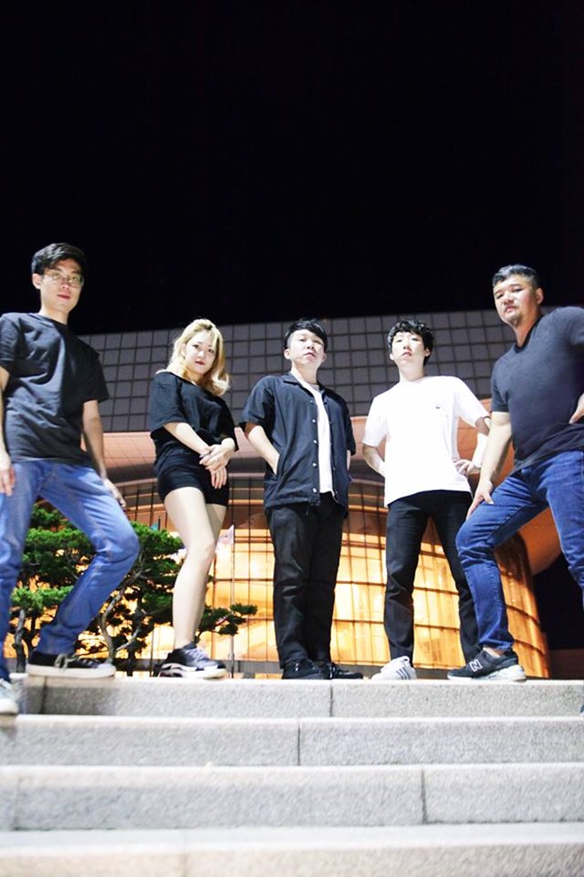 ƼºêÀ̵¥Àϸ® Æ÷Åä