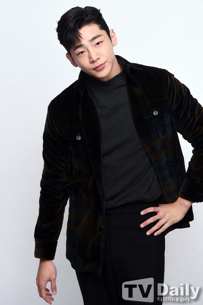 ƼºêÀ̵¥Àϸ® Æ÷Åä