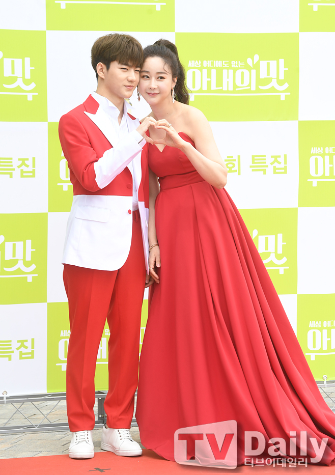 ƼºêÀ̵¥Àϸ® Æ÷Åä