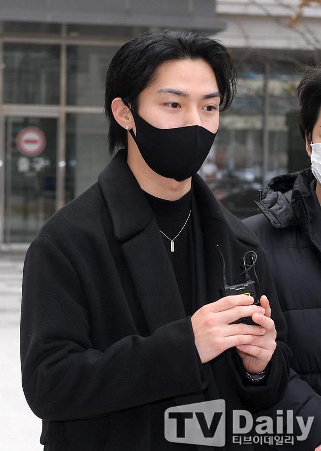 Ƽ���̵��ϸ� ����