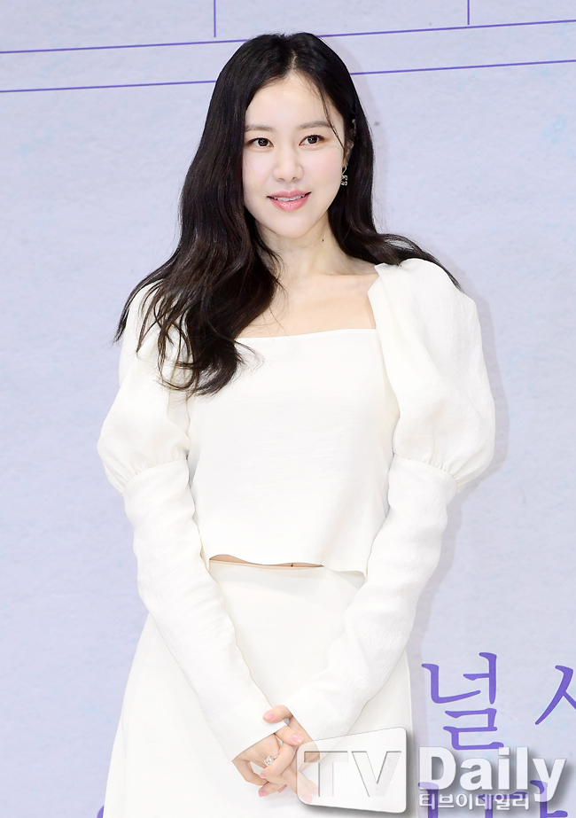 ƼºêÀ̵¥Àϸ® Æ÷Åä