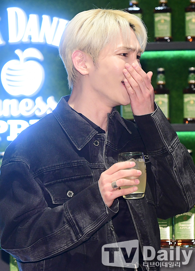 ƼºêÀ̵¥Àϸ® Æ÷Åä