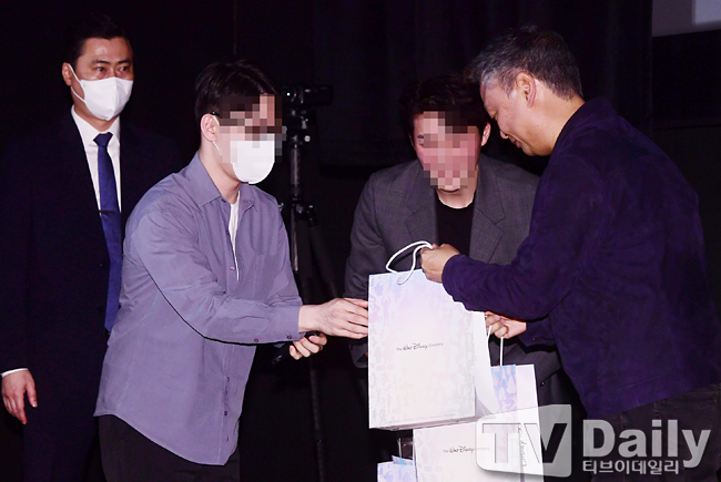 ƼºêÀ̵¥Àϸ® Æ÷Åä