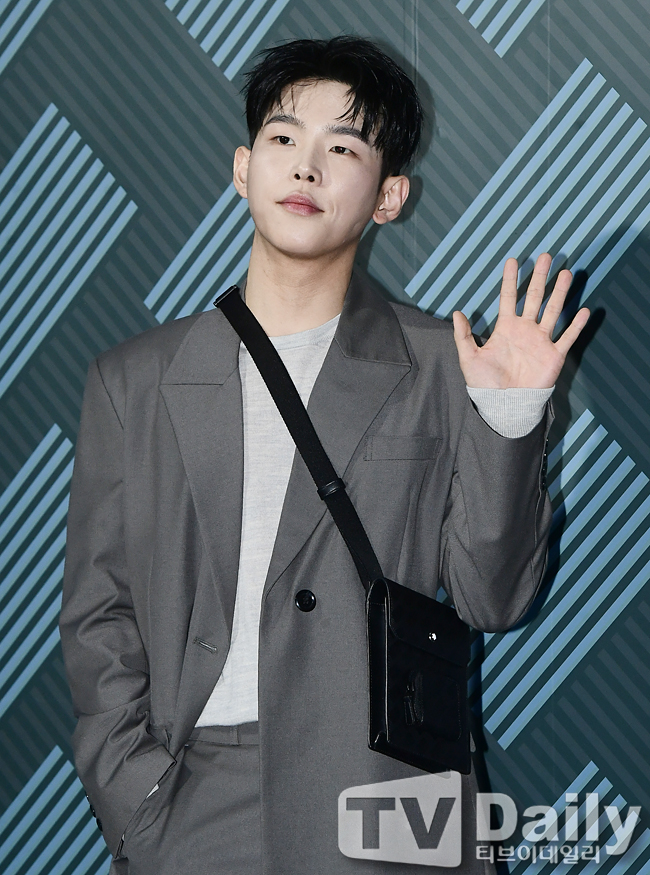 Ƽ���̵��ϸ� ����