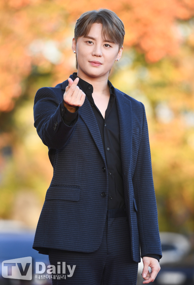 ƼºêÀ̵¥Àϸ® Æ÷Åä