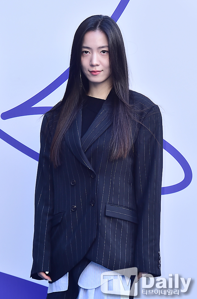 ƼºêÀ̵¥Àϸ® Æ÷Åä