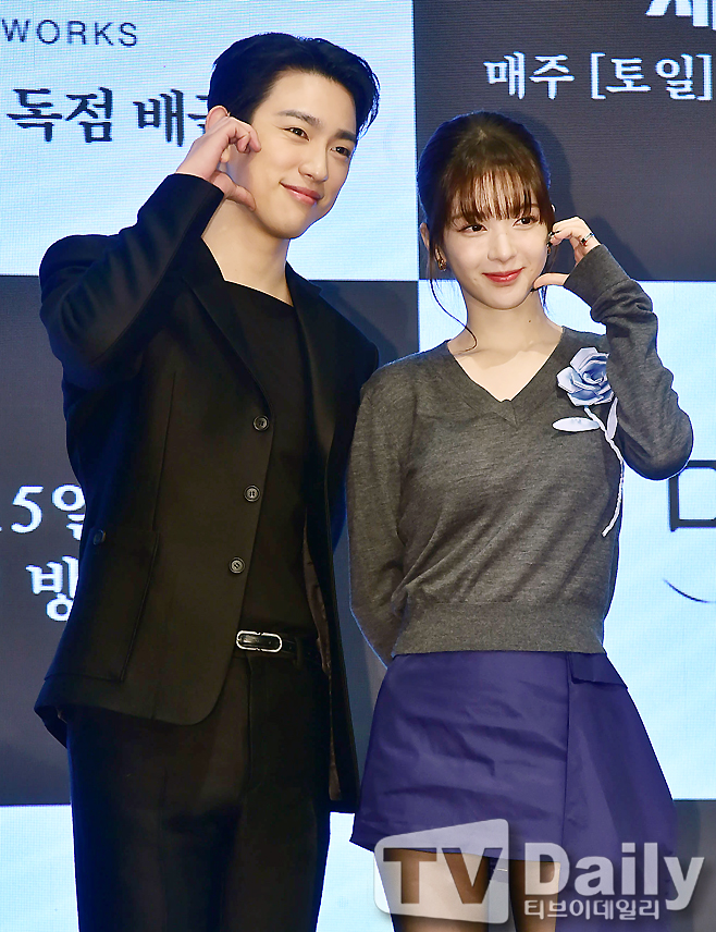 ƼºêÀ̵¥Àϸ® Æ÷Åä