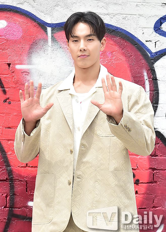 ƼºêÀ̵¥Àϸ® Æ÷Åä