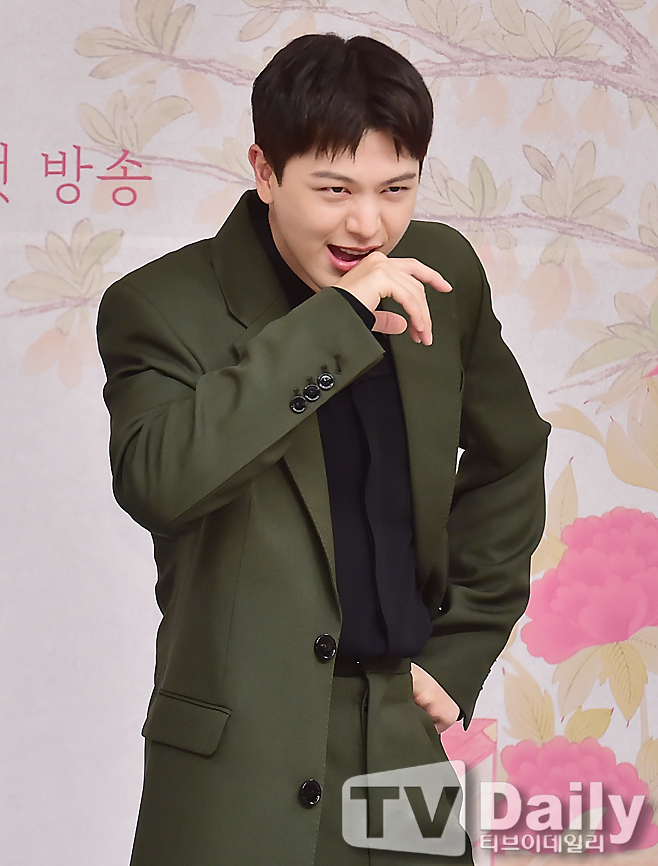 Ƽ���̵��ϸ� ����