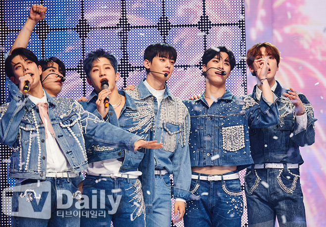 ƼºêÀ̵¥Àϸ® Æ÷Åä