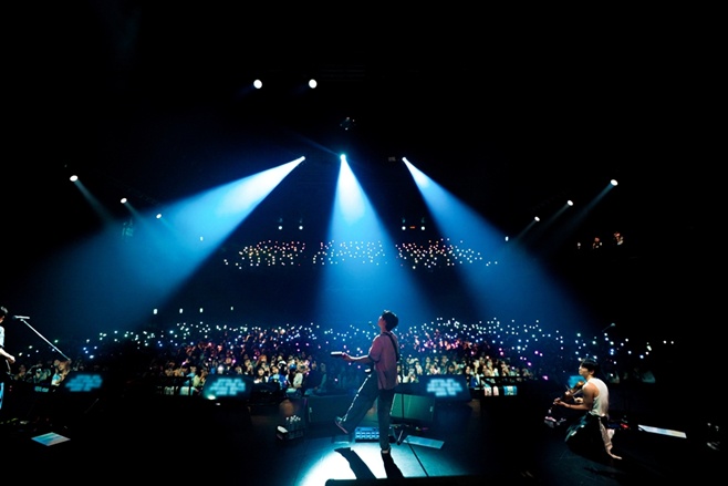 ƼºêÀ̵¥Àϸ® Æ÷Åä