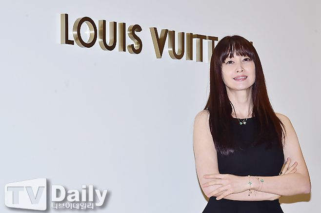 ƼºêÀ̵¥Àϸ® Æ÷Åä