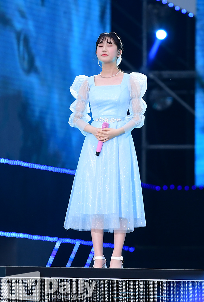 ƼºêÀ̵¥Àϸ® Æ÷Åä