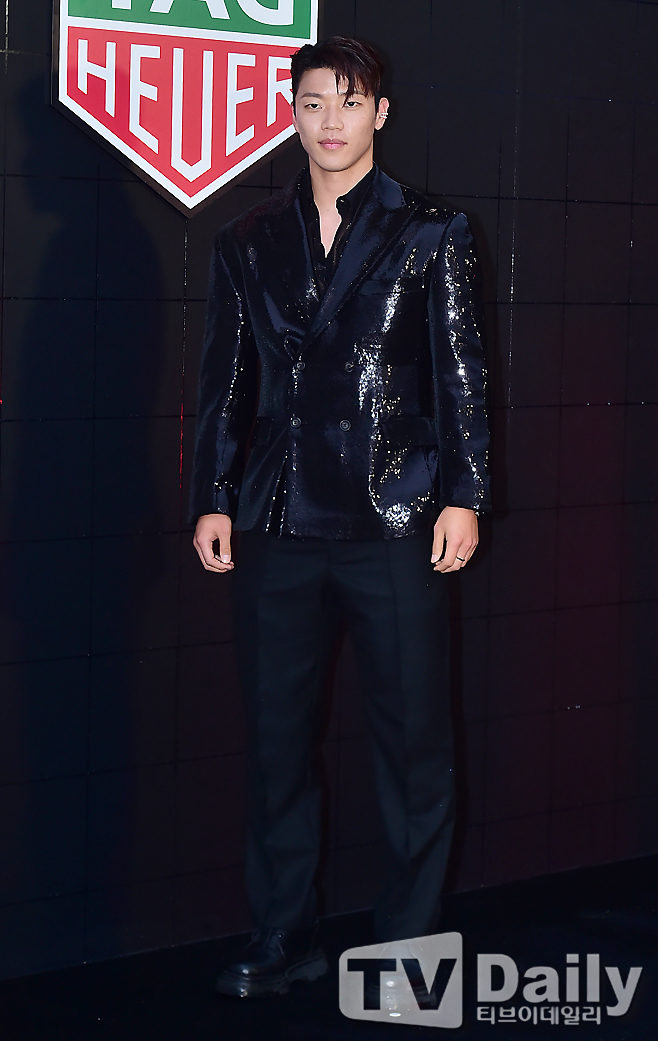 ƼºêÀ̵¥Àϸ® Æ÷Åä