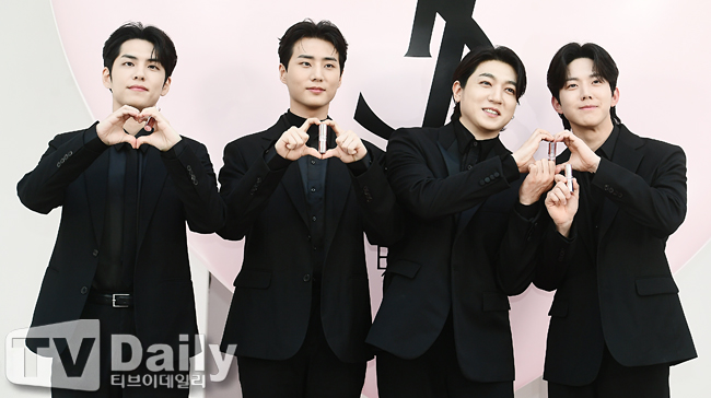 ƼºêÀ̵¥Àϸ® Æ÷Åä