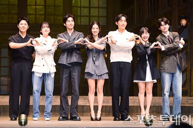 ƼºêÀ̵¥Àϸ® Æ÷Åä