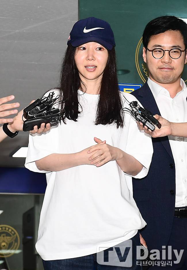 ƼºêÀ̵¥Àϸ® Æ÷Åä