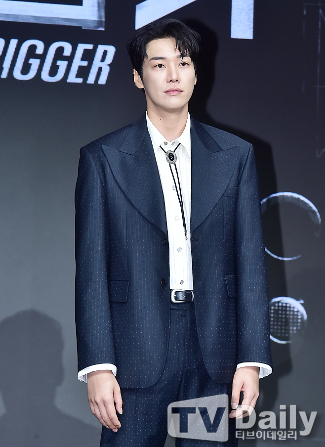 ƼºêÀ̵¥Àϸ® Æ÷Åä