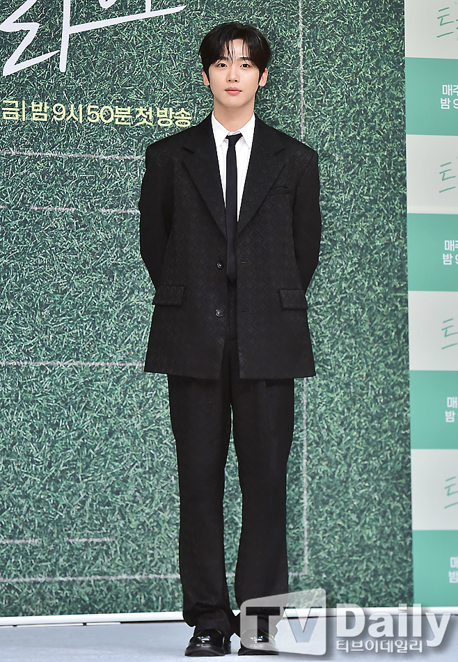 ƼºêÀ̵¥Àϸ® Æ÷Åä