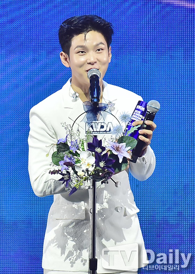 ƼºêÀ̵¥Àϸ® Æ÷Åä