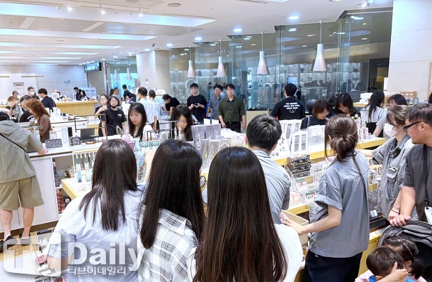 ƼºêÀ̵¥Àϸ® Æ÷Åä