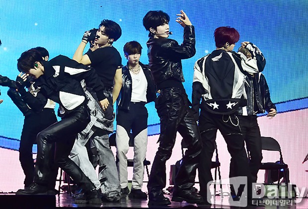 ƼºêÀ̵¥Àϸ® Æ÷Åä