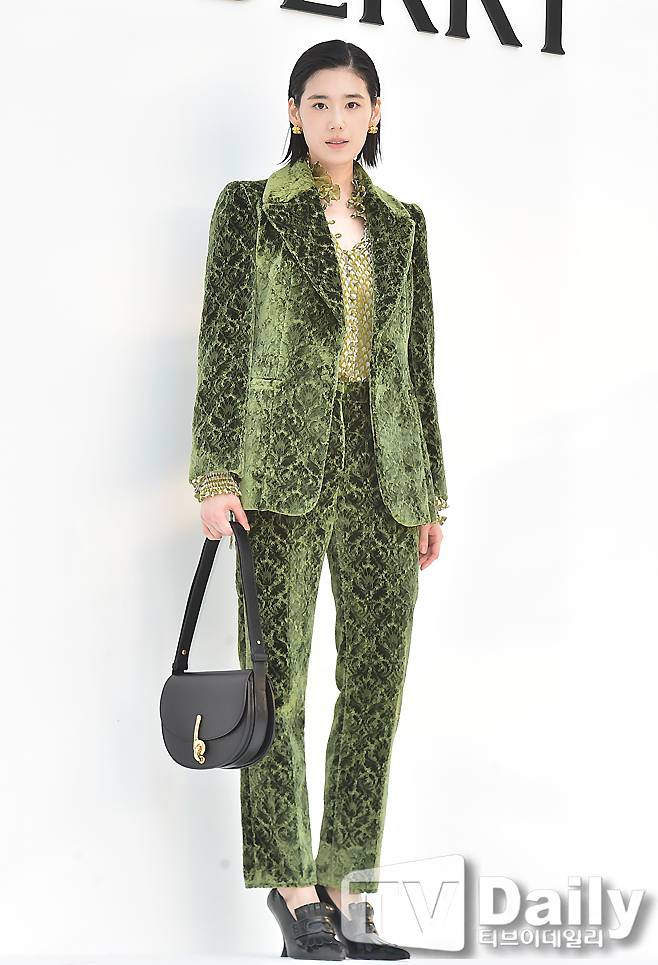 ƼºêÀ̵¥Àϸ® Æ÷Åä