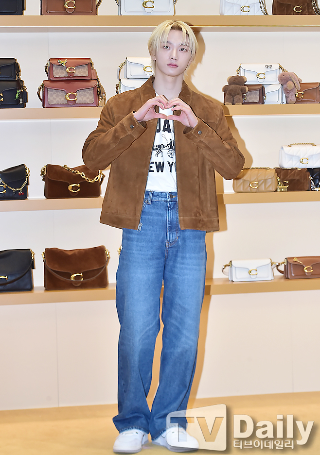 ƼºêÀ̵¥Àϸ® Æ÷Åä