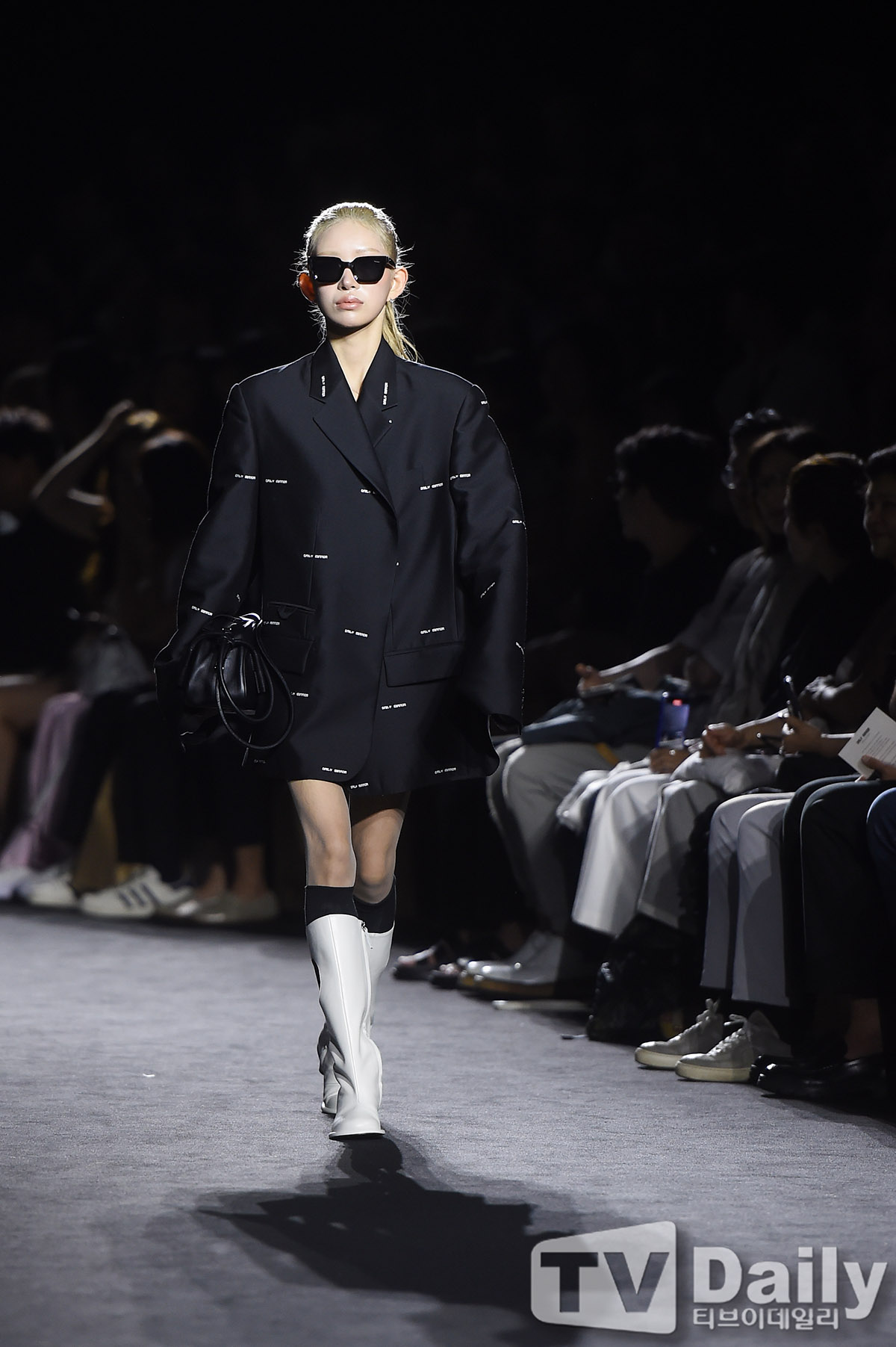 ƼºêÀ̵¥Àϸ® Æ÷Åä