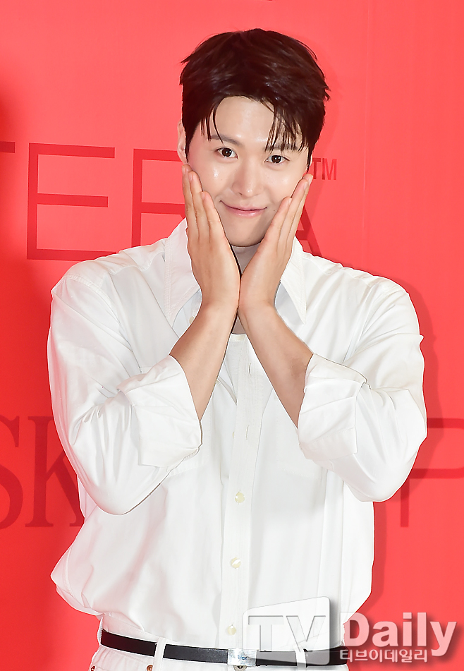 ƼºêÀ̵¥Àϸ® Æ÷Åä