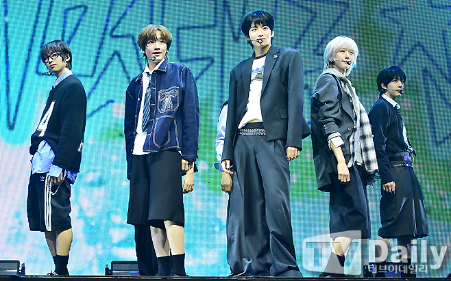 ƼºêÀ̵¥Àϸ® Æ÷Åä