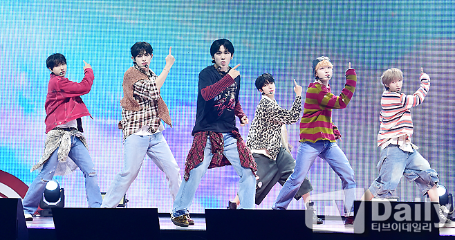 ƼºêÀ̵¥Àϸ® Æ÷Åä