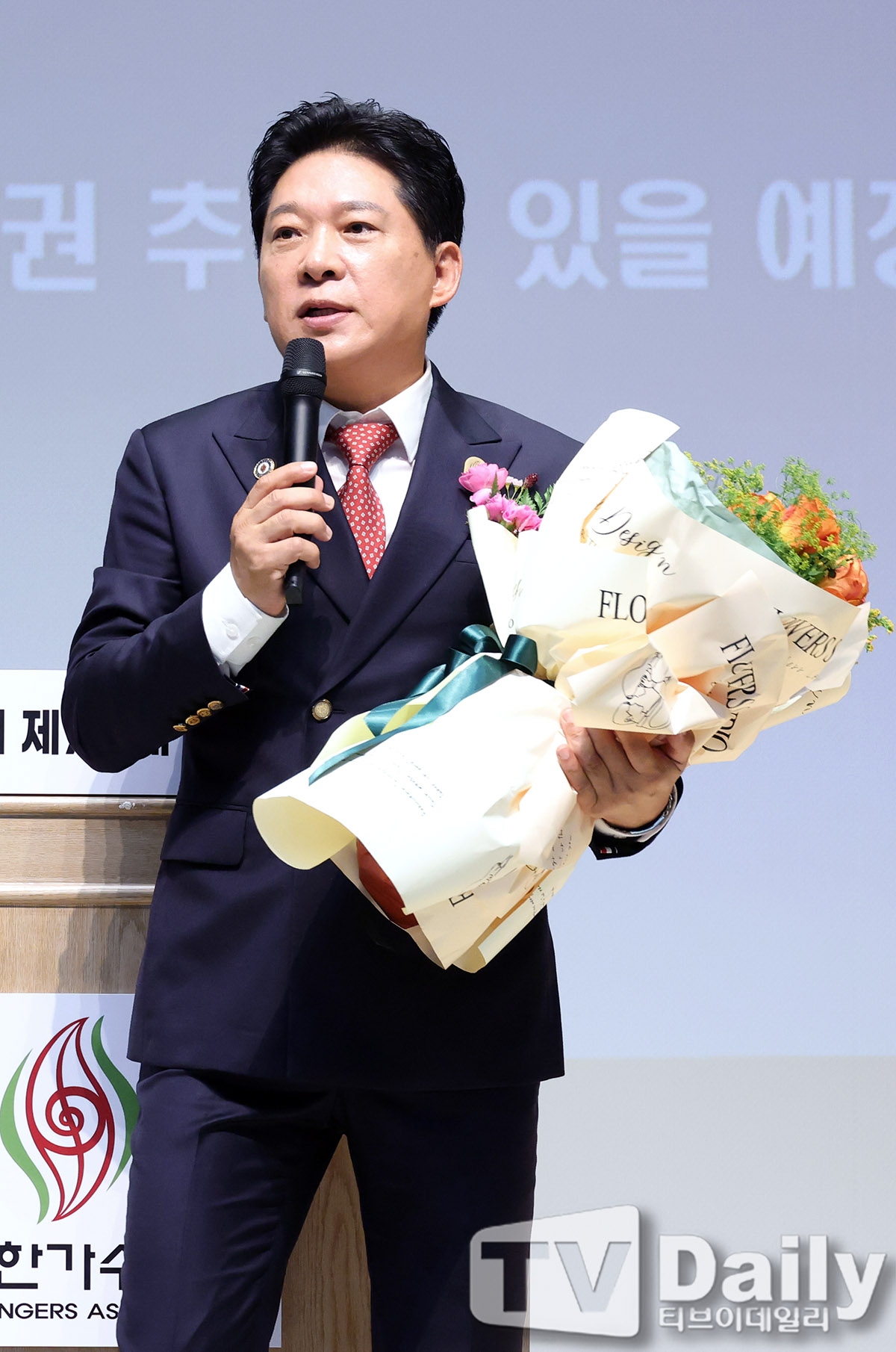 ƼºêÀ̵¥Àϸ® Æ÷Åä