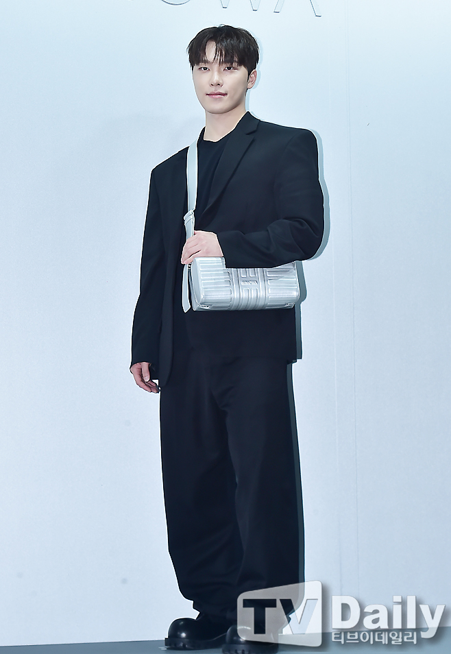 ƼºêÀ̵¥Àϸ® Æ÷Åä