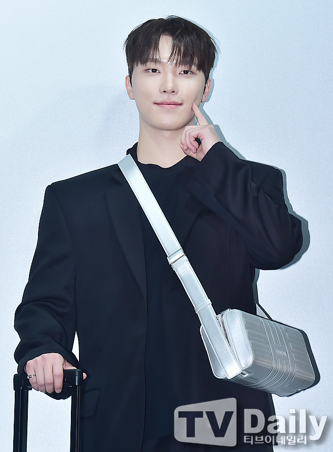 ƼºêÀ̵¥Àϸ® Æ÷Åä