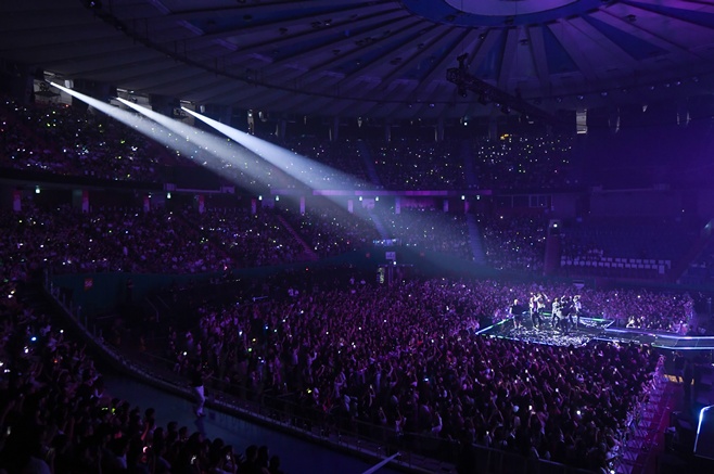 ƼºêÀ̵¥Àϸ® Æ÷Åä