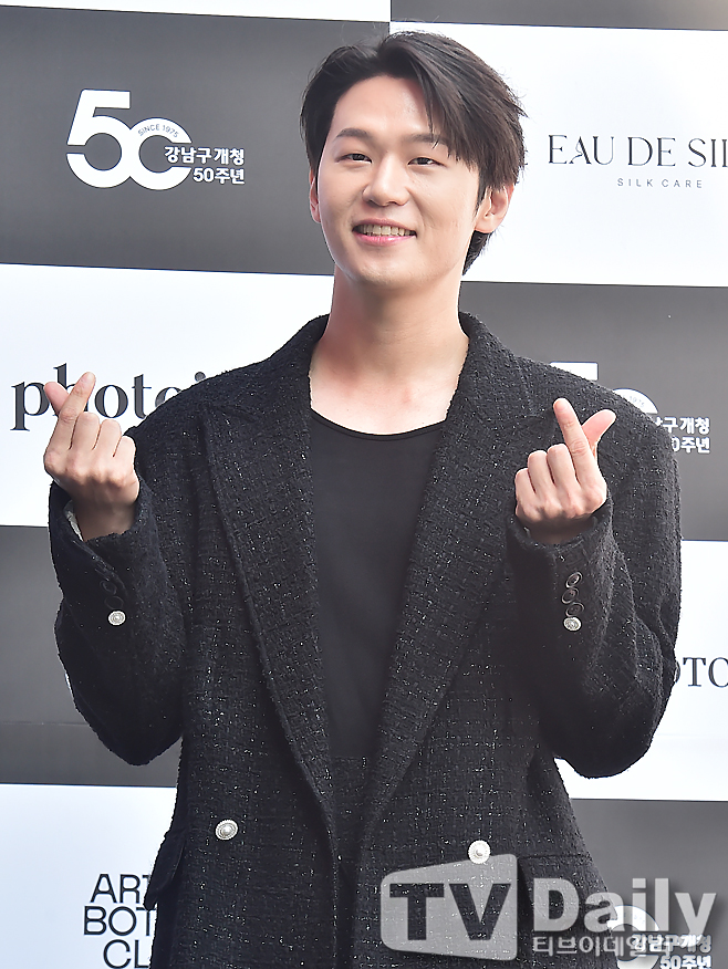 ƼºêÀ̵¥Àϸ® Æ÷Åä