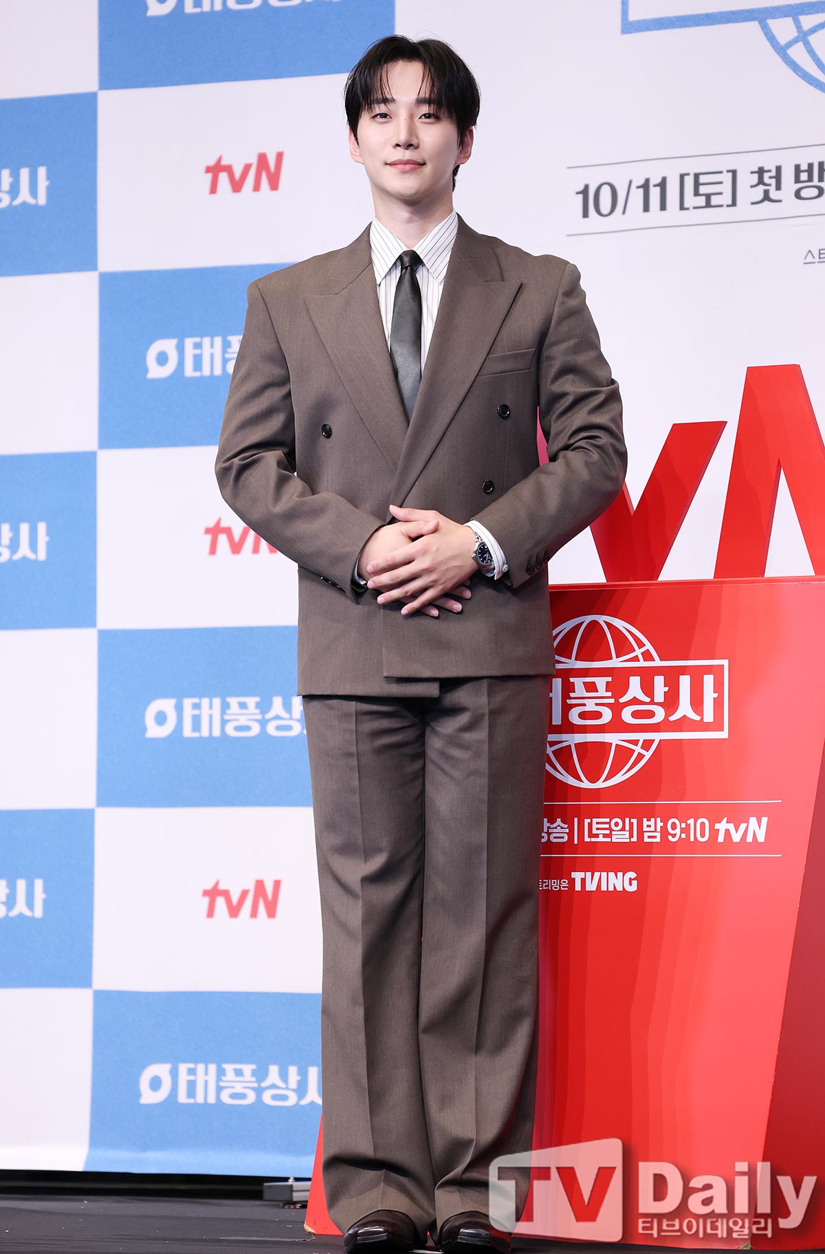 ƼºêÀ̵¥Àϸ® Æ÷Åä