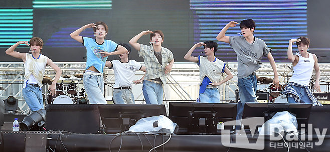 ƼºêÀ̵¥Àϸ® Æ÷Åä