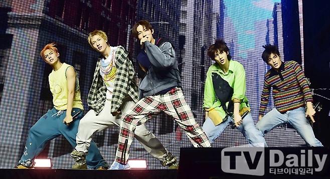 ƼºêÀ̵¥Àϸ® Æ÷Åä