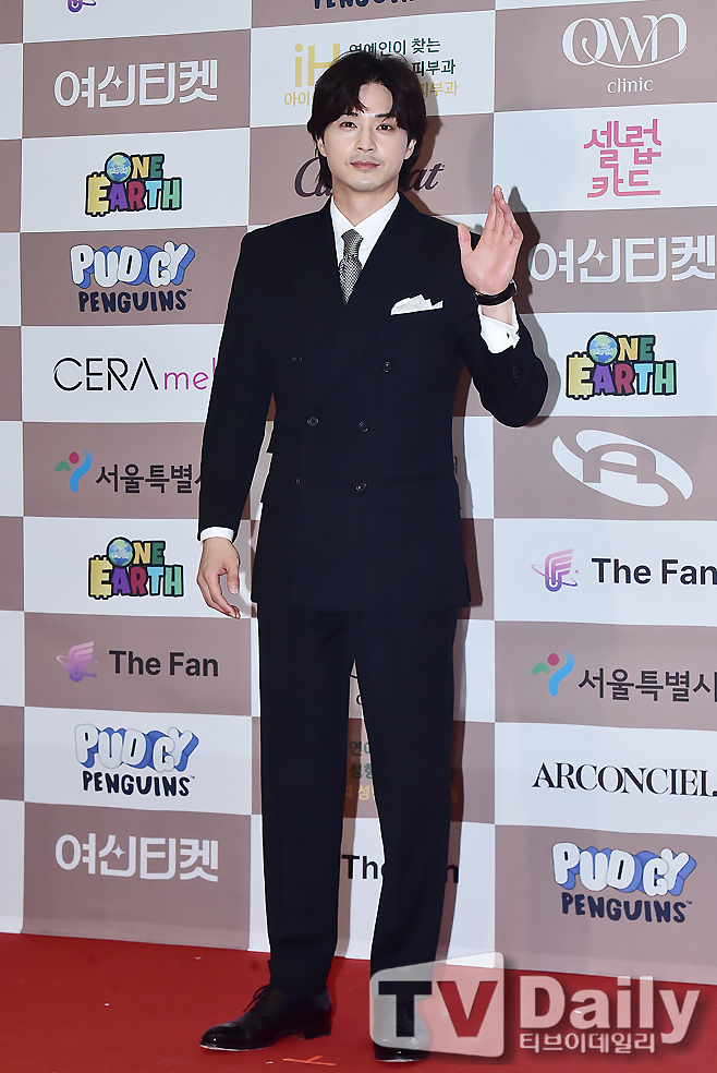 ƼºêÀ̵¥Àϸ® Æ÷Åä