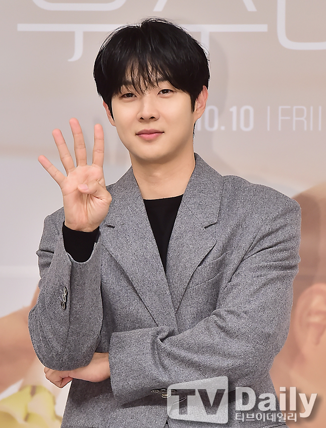 ƼºêÀ̵¥Àϸ® Æ÷Åä