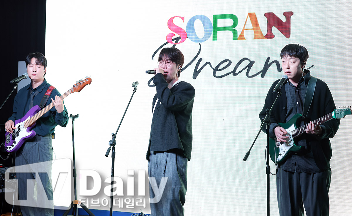 ƼºêÀ̵¥Àϸ® Æ÷Åä