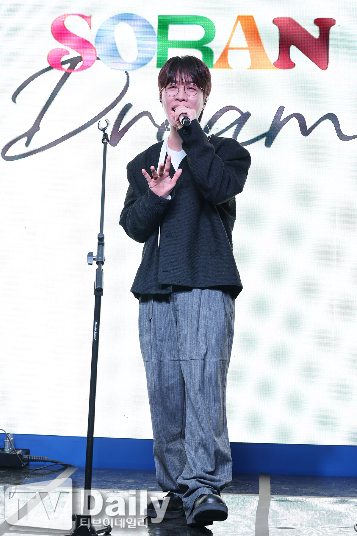 ƼºêÀ̵¥Àϸ® Æ÷Åä