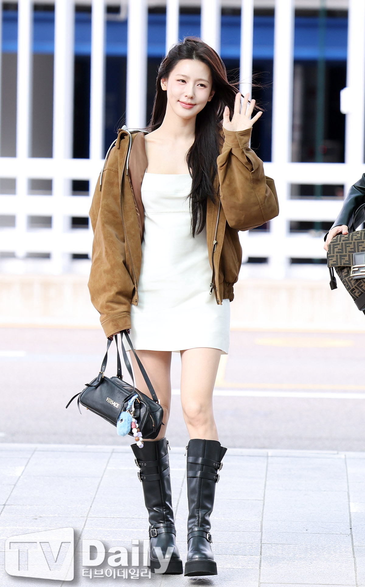 ƼºêÀ̵¥Àϸ® Æ÷Åä