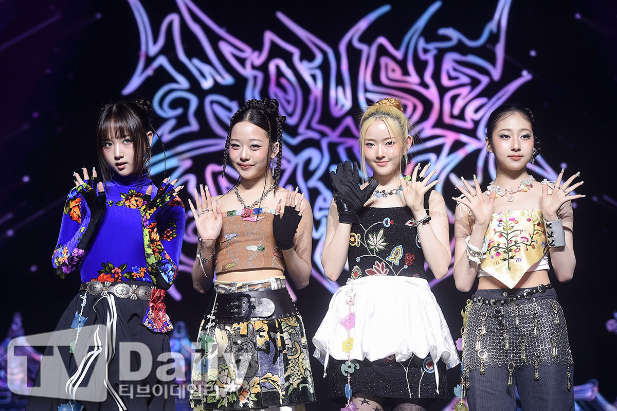 ƼºêÀ̵¥Àϸ® Æ÷Åä