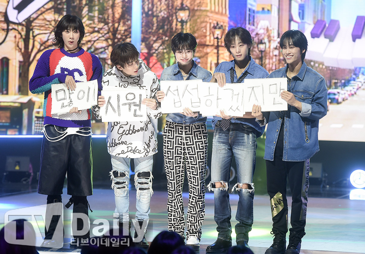 ƼºêÀ̵¥Àϸ® Æ÷Åä