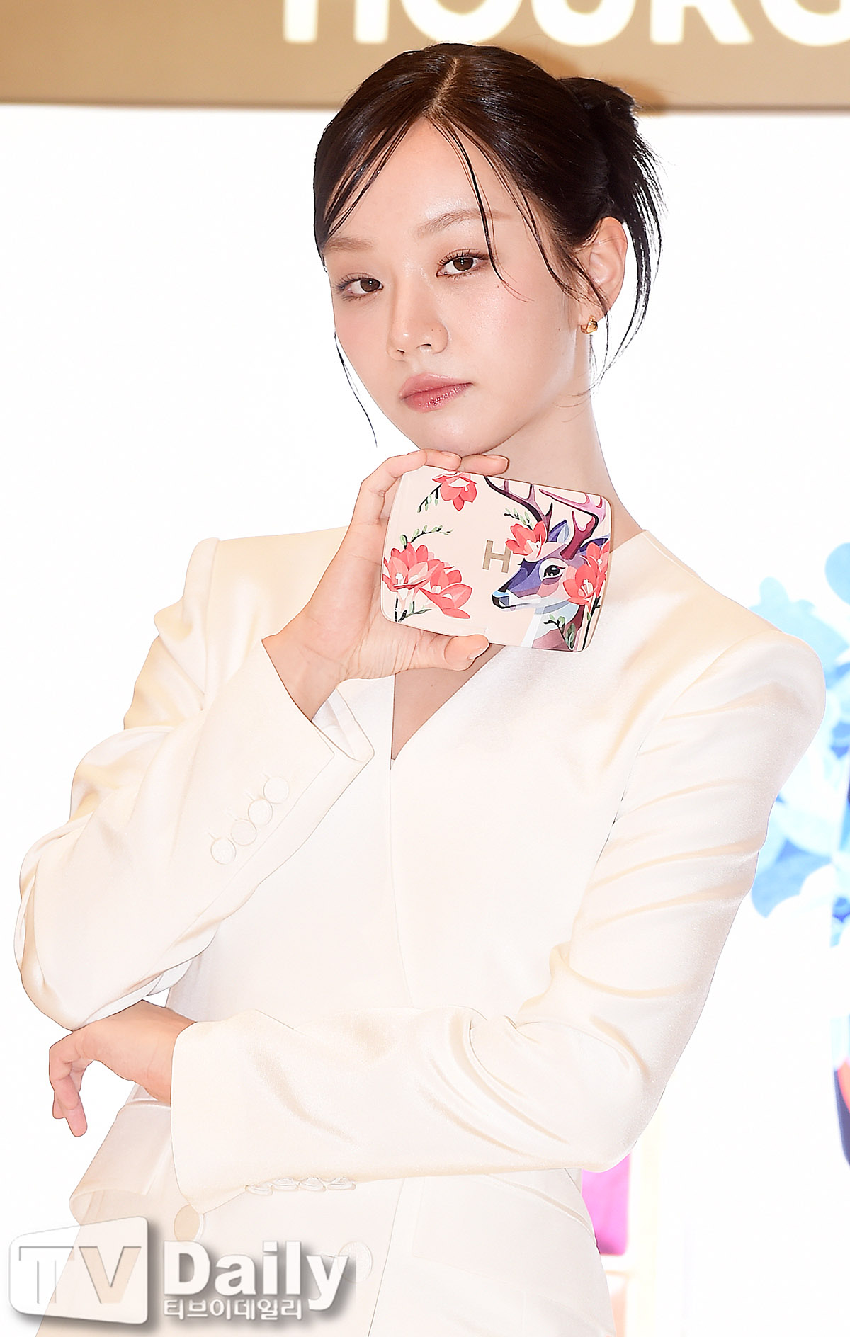 ƼºêÀ̵¥Àϸ® Æ÷Åä