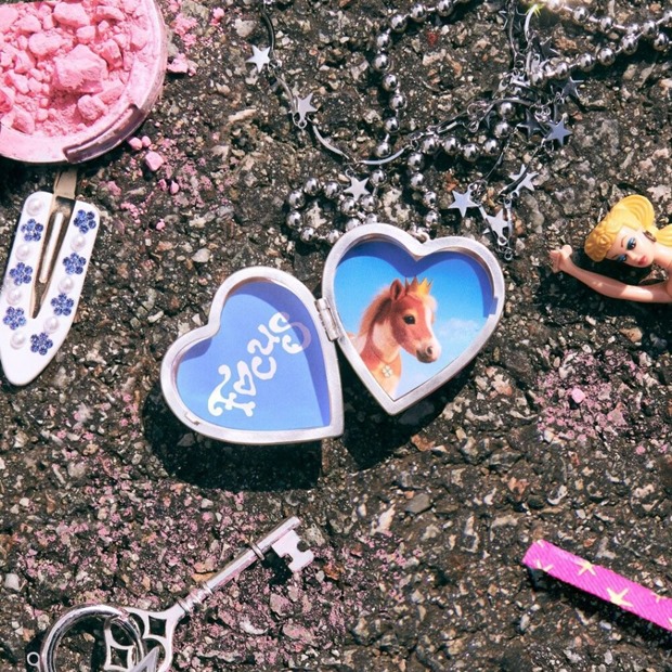 ƼºêÀ̵¥Àϸ® Æ÷Åä